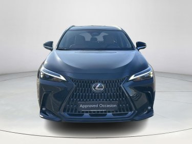 Foto van Lexus NX