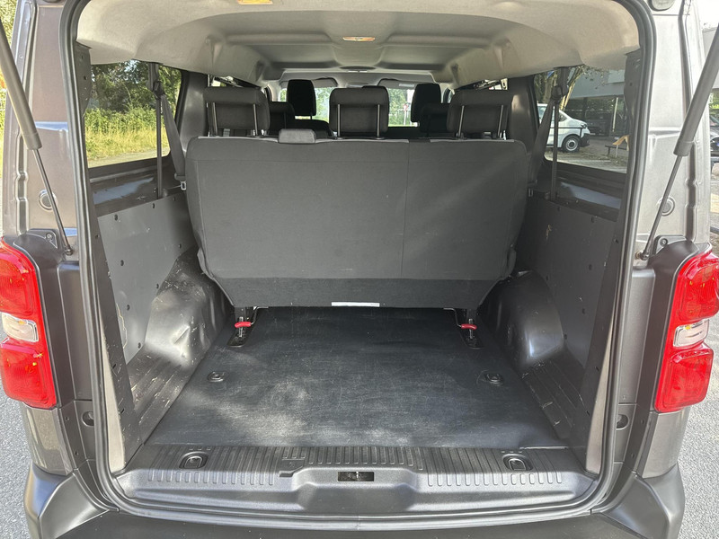 Foto van Toyota Proace Shuttle