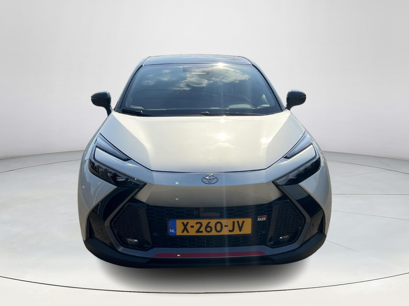 Foto van Toyota C-HR