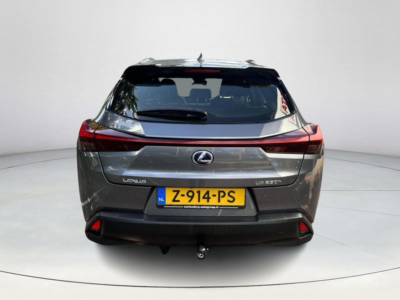 Foto van Lexus UX