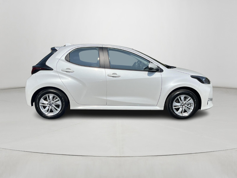 Foto van Toyota YARIS HYBRID