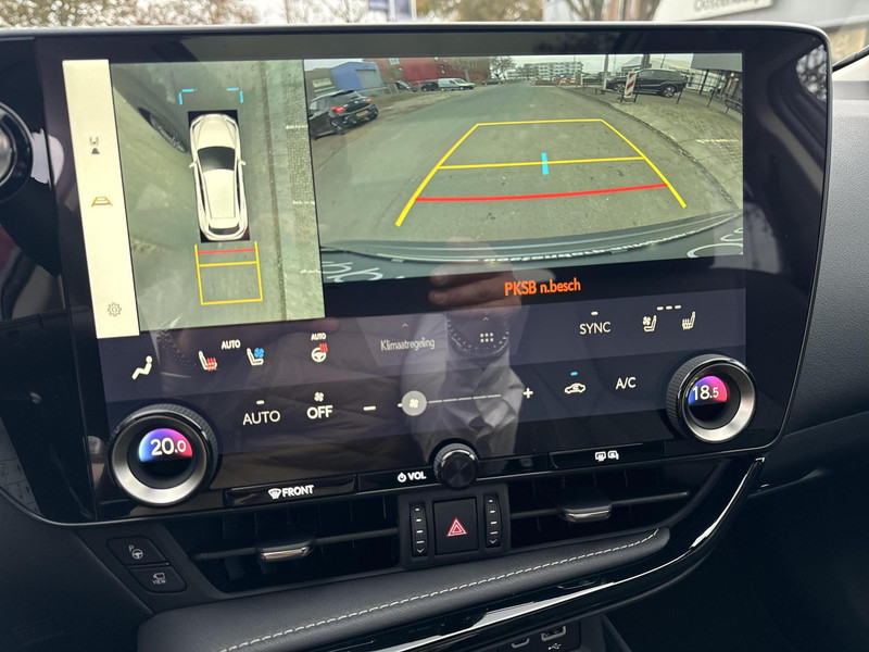 Foto van Lexus NX