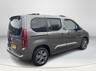 Foto van Toyota PROACE CITY Verso