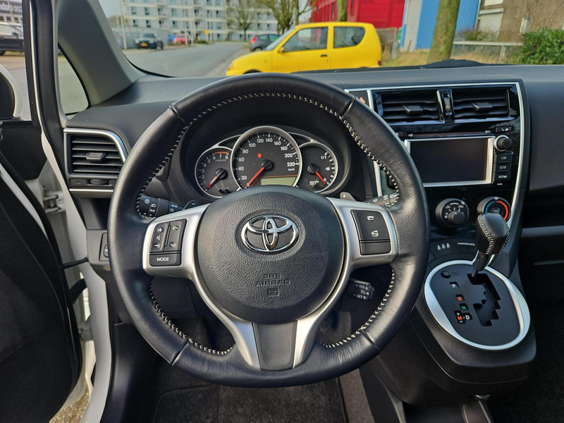 Foto van Toyota Verso-S