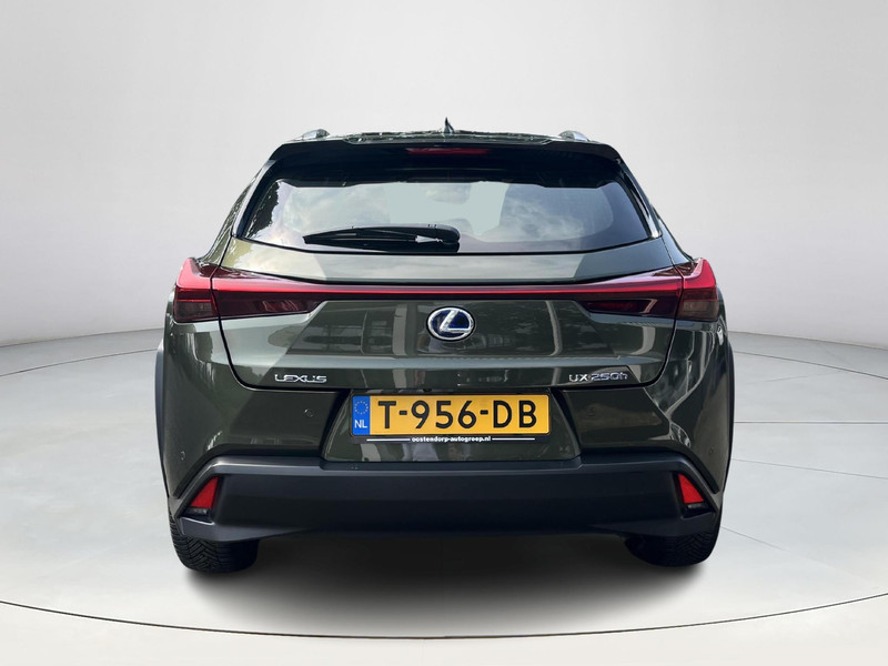 Foto van Lexus UX