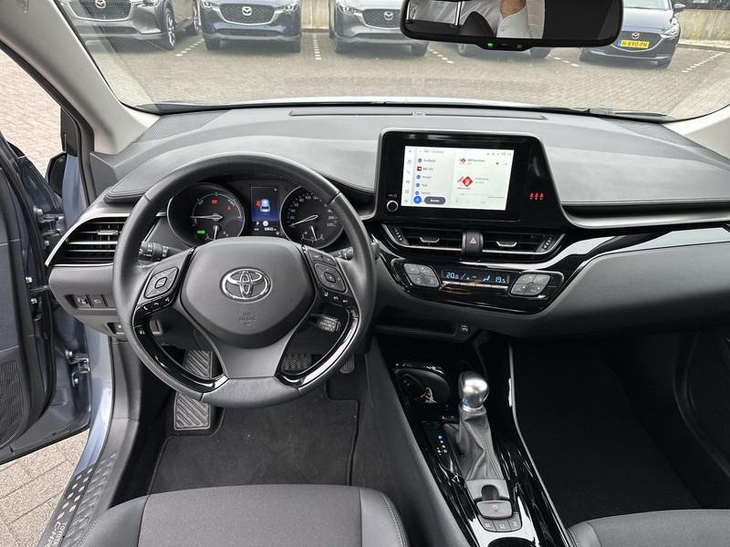 Foto van Toyota C-HR