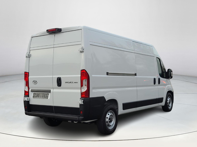 Foto van Toyota Proace MAX