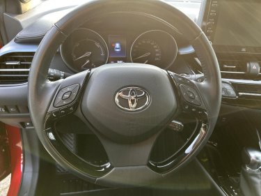 Foto van Toyota C-HR