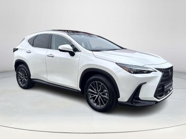 Foto van Lexus NX