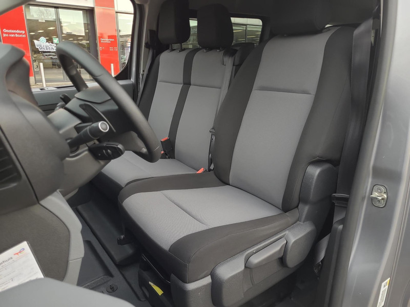 Foto van Toyota Proace Shuttle