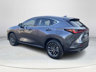 Foto van Lexus NX