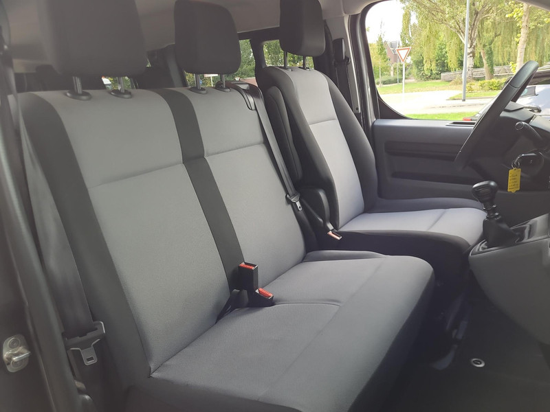 Foto van Toyota Proace Shuttle