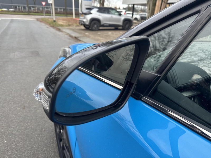 Foto van Toyota C-HR