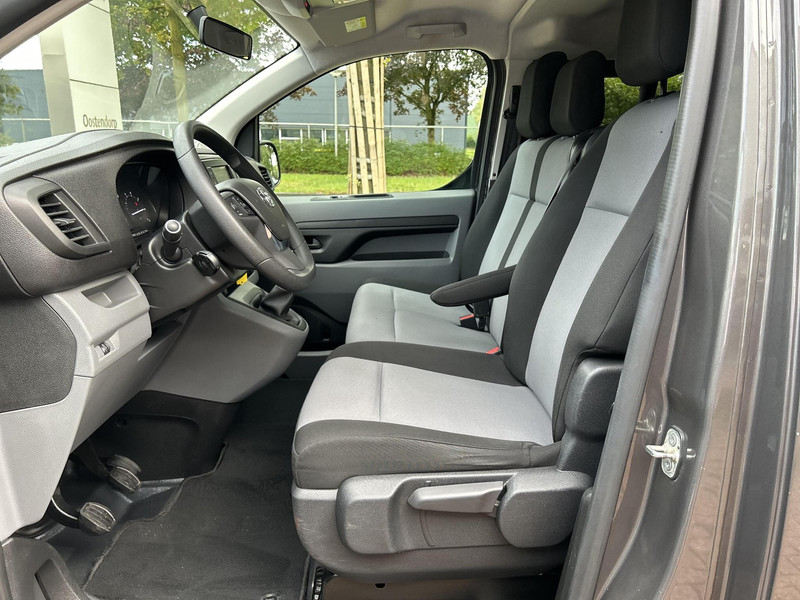 Foto van Toyota Proace Shuttle