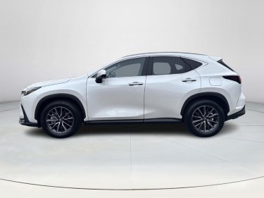 Foto van Lexus NX