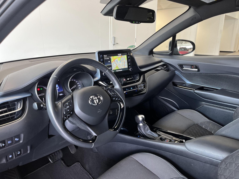 Foto van Toyota C-HR