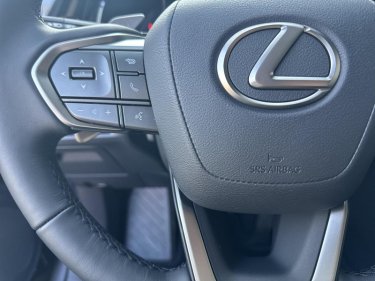 Foto van Lexus NX