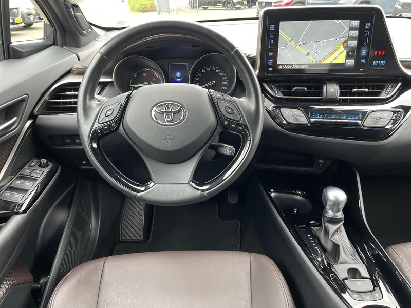 Foto van Toyota C-HR