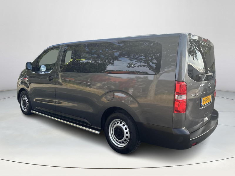 Foto van Toyota Proace Shuttle