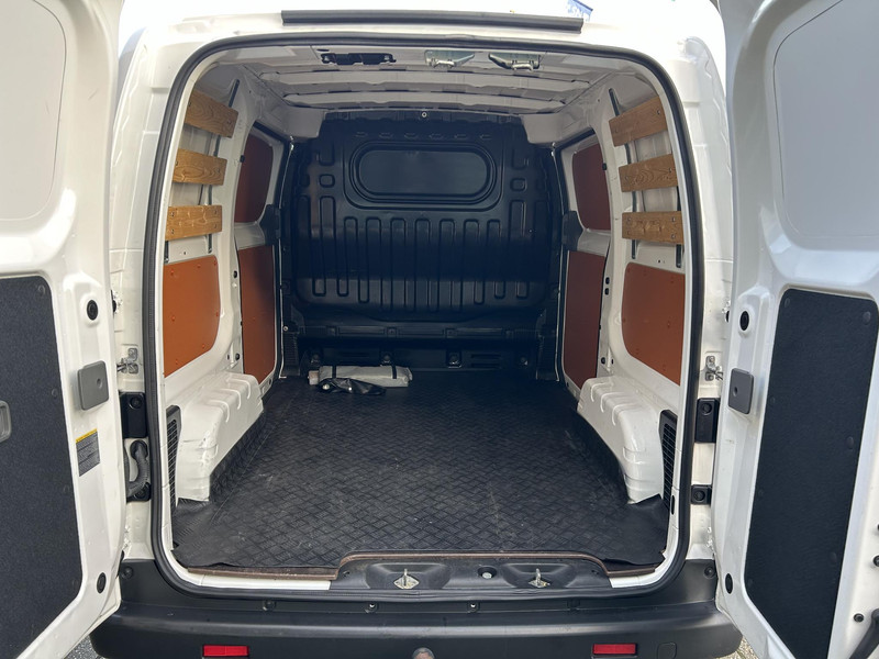 Foto van Nissan NV200