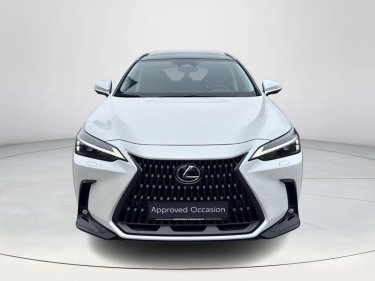 Foto van Lexus NX