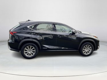 Foto van Lexus NX