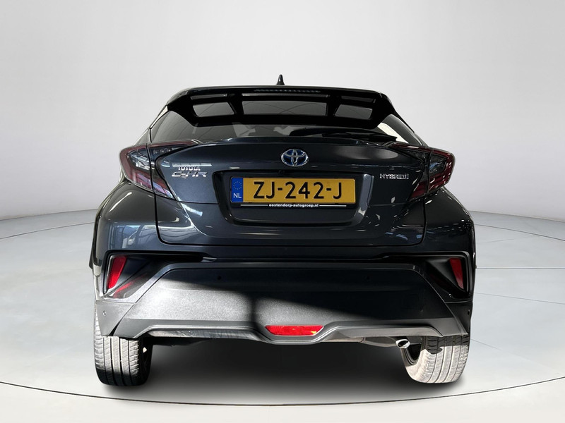 Foto van Toyota C-HR