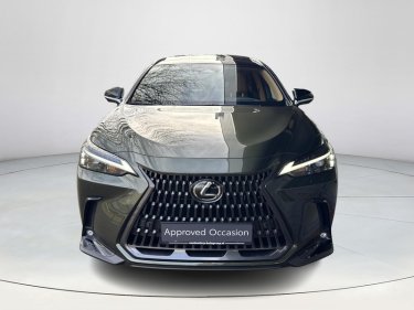 Foto van Lexus NX