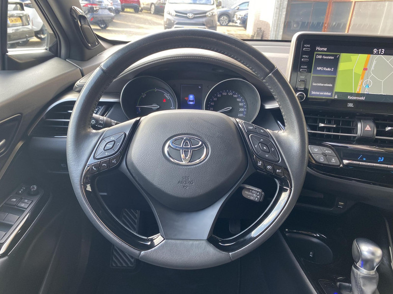 Foto van Toyota C-HR