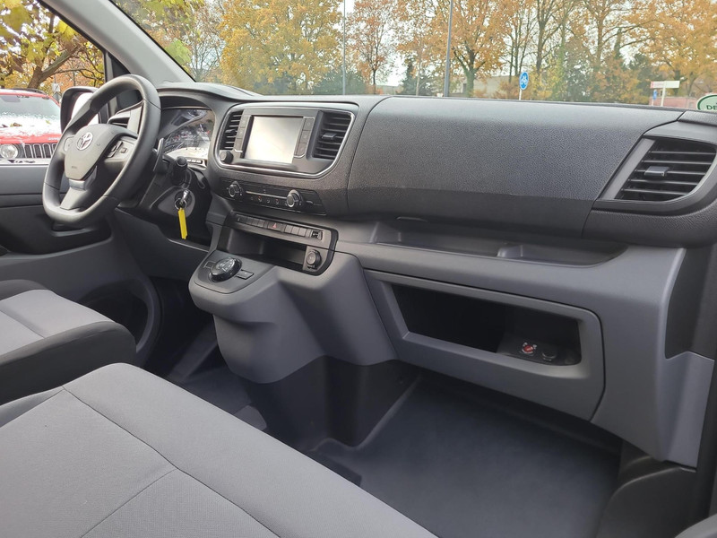 Foto van Toyota Proace Shuttle