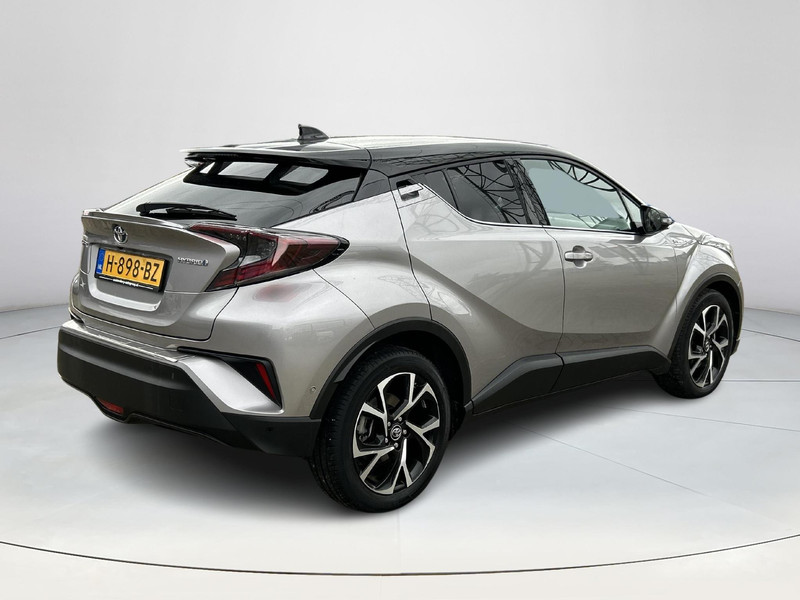 Foto van Toyota C-HR