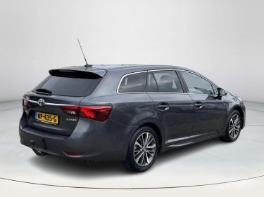 Foto van Toyota Avensis Touring Sports