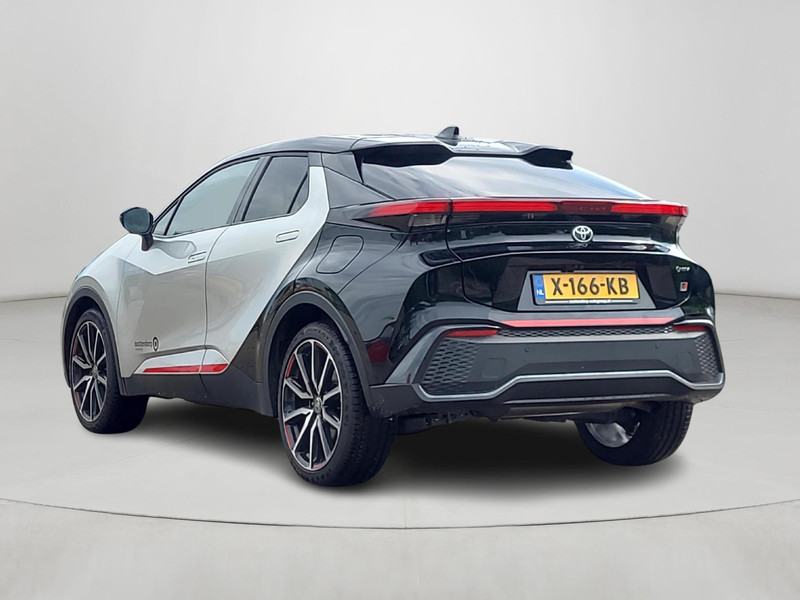 Foto van Toyota C-HR