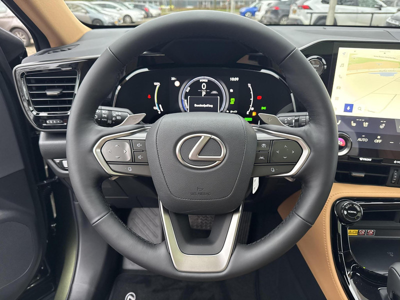 Foto van Lexus NX