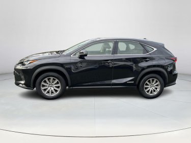 Foto van Lexus NX