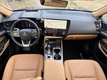 Foto van Lexus NX