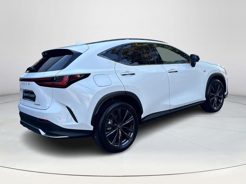 Foto van Lexus NX