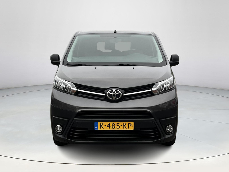 Foto van Toyota Proace Shuttle