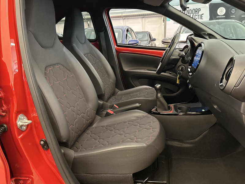 Foto van Toyota Aygo X